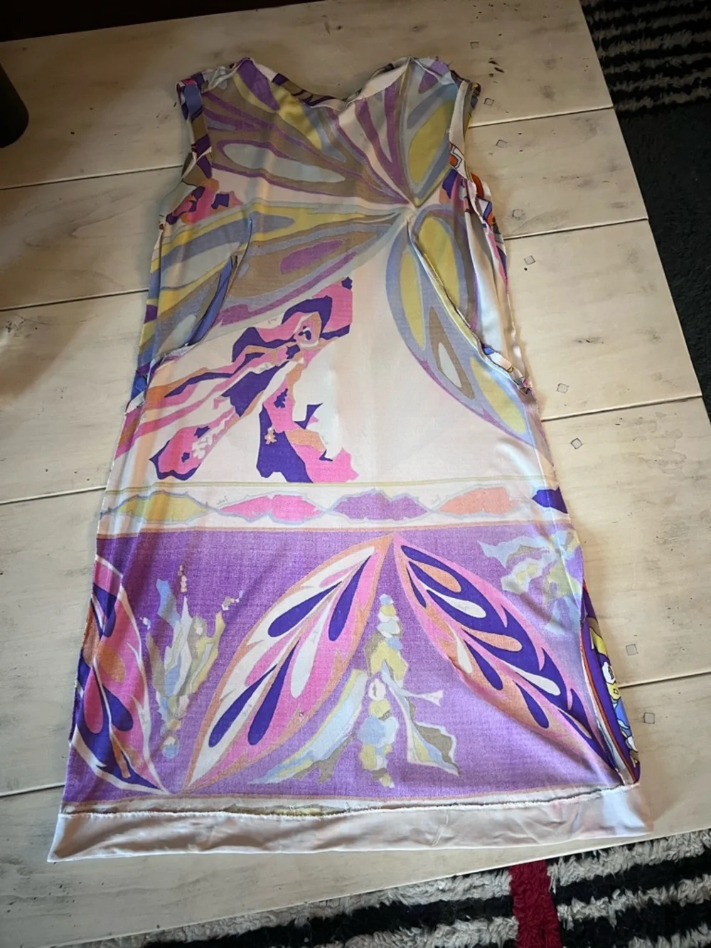 1960’s Silk Jersey Pucci Dress - Picture 4 of 8